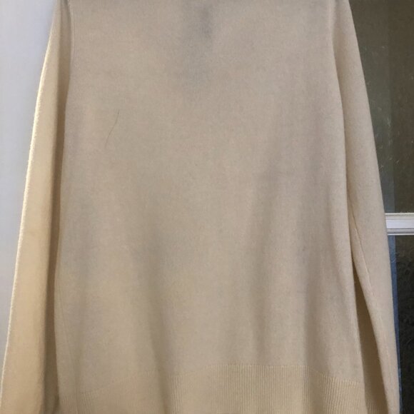 Oats Cashmere Classic Crewneck Sweater – Cream / Off-White - Picture 4 of 7